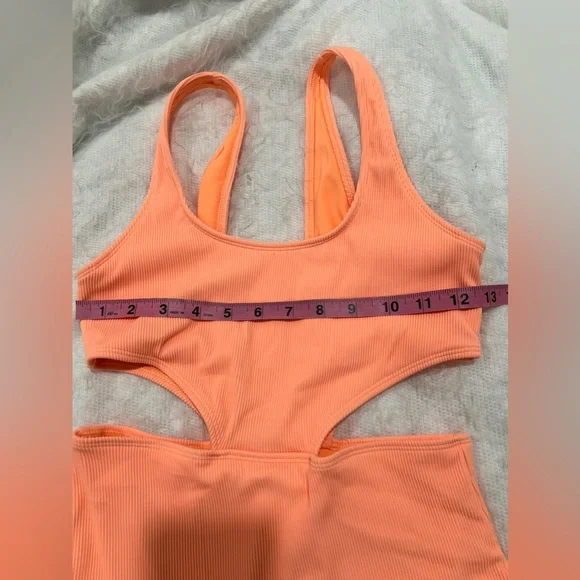 aerie shine pique v wire cutout one piece swimsuit Size M - Picture 3 of 6